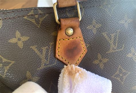 lv bag cleaner|cleaning louis vuitton bag lining.